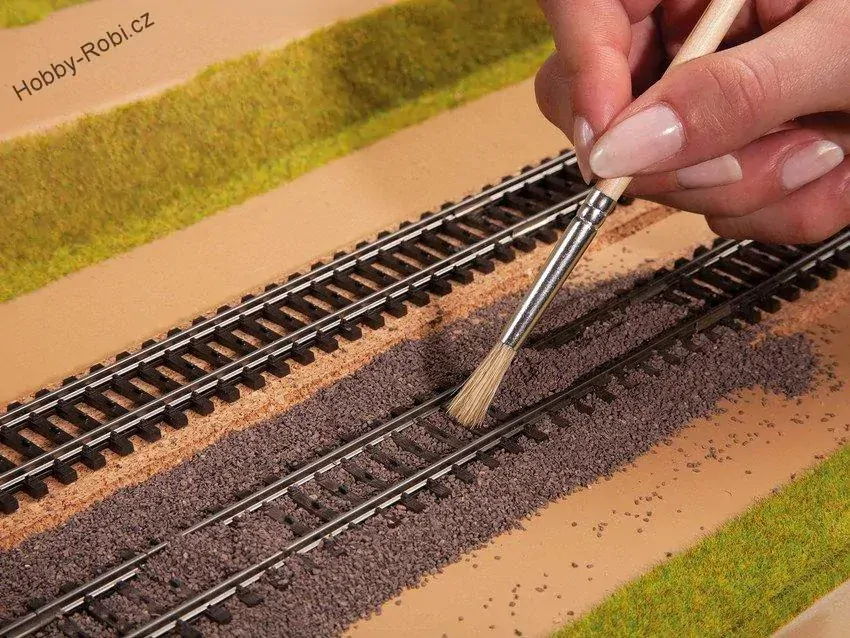 Štěrk kolejový tmavě šedý profi - Noch 09365