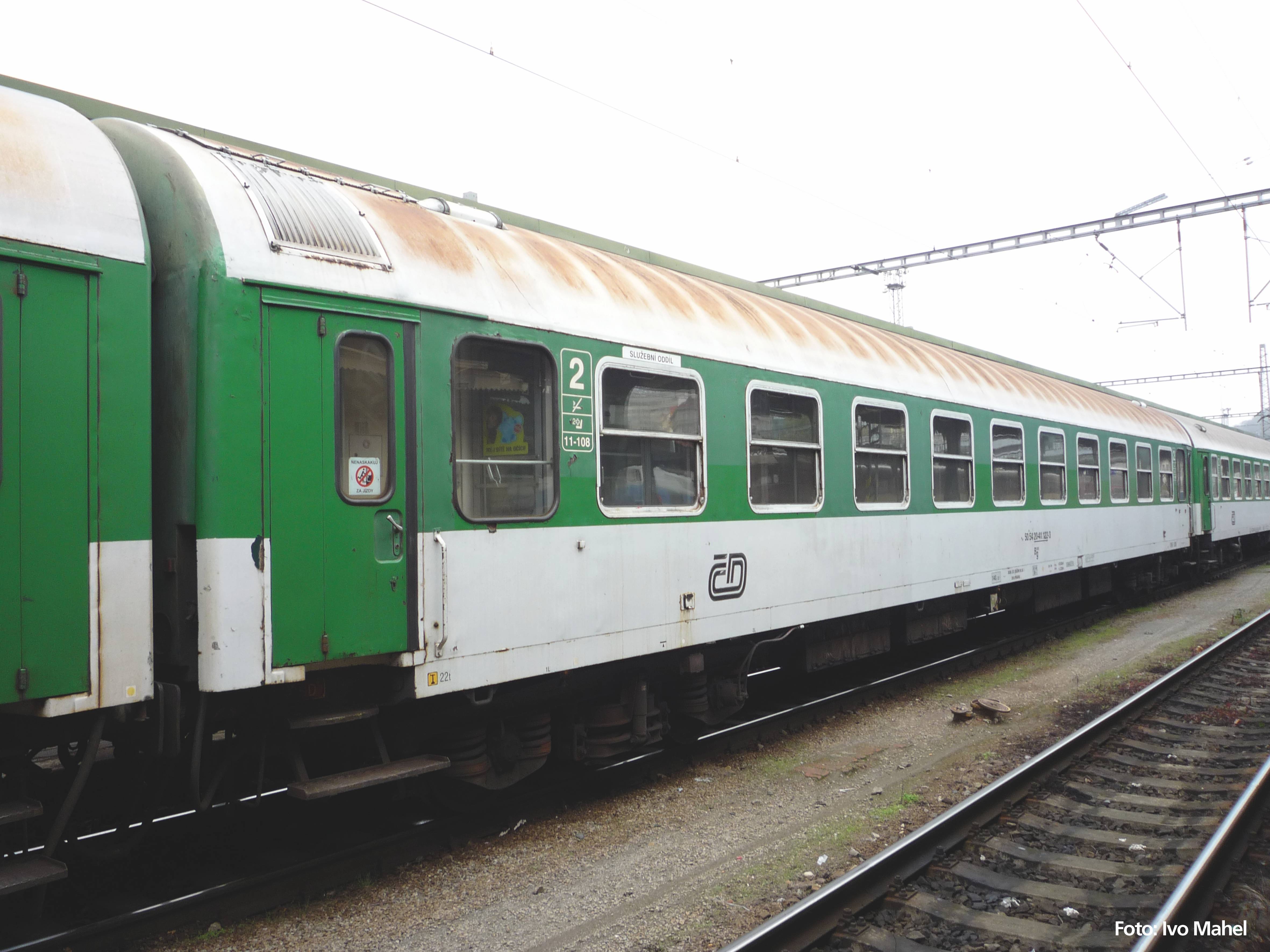 Rychlíkový vůz 2. třída ČD H0 - Piko 58560