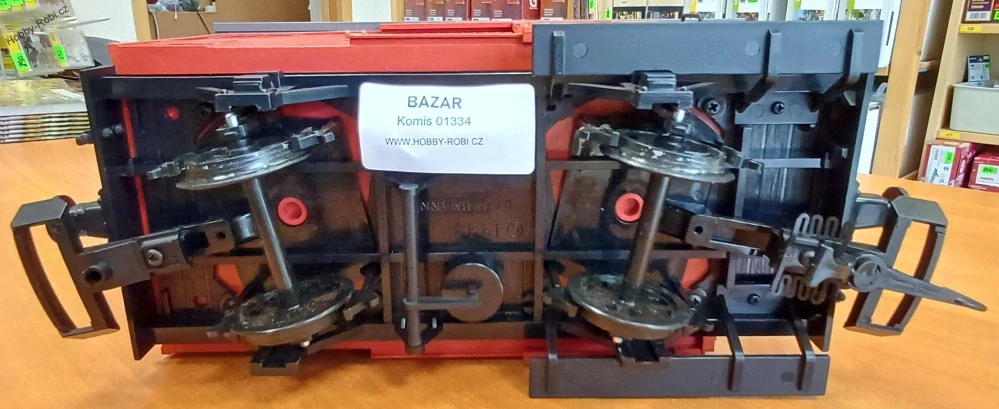 Zavřený nákladní vůz G BAZAR - LGB