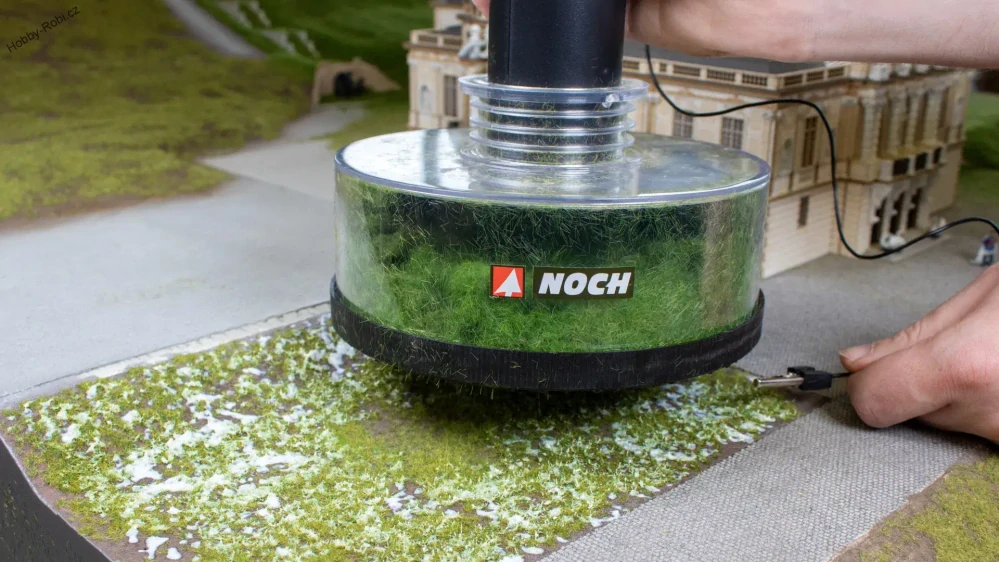 Výměnná dóza velká k zatravňovači Gras Master 4.0 - Noch 60129