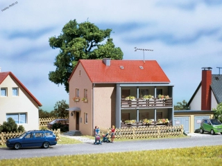Bytovky s garážemi H0/TT - Auhagen 12236