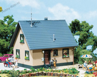Rodinný dům H0 - Faller 130223