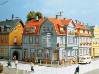 Rohový dům H0/TT - Auhagen 12249