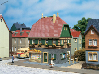 Městský dům s obchodem H0/TT - Auhagen 12347