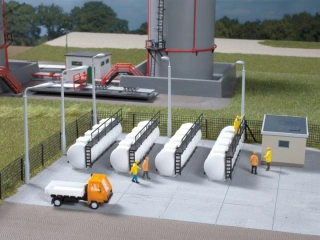 Naftové nádrže k depu nebo továrně TT - Auhagen 13335